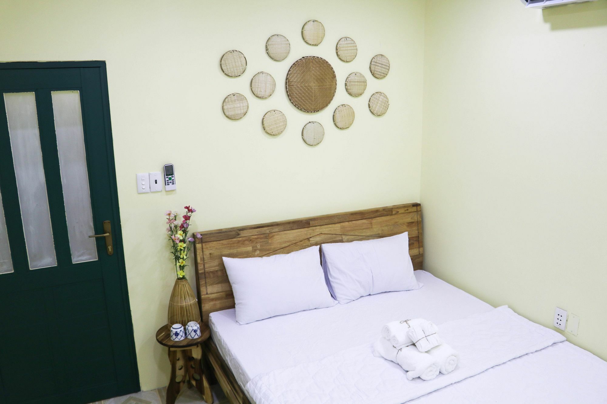 Saigon Old Town Homestay Хошимин Экстерьер фото
