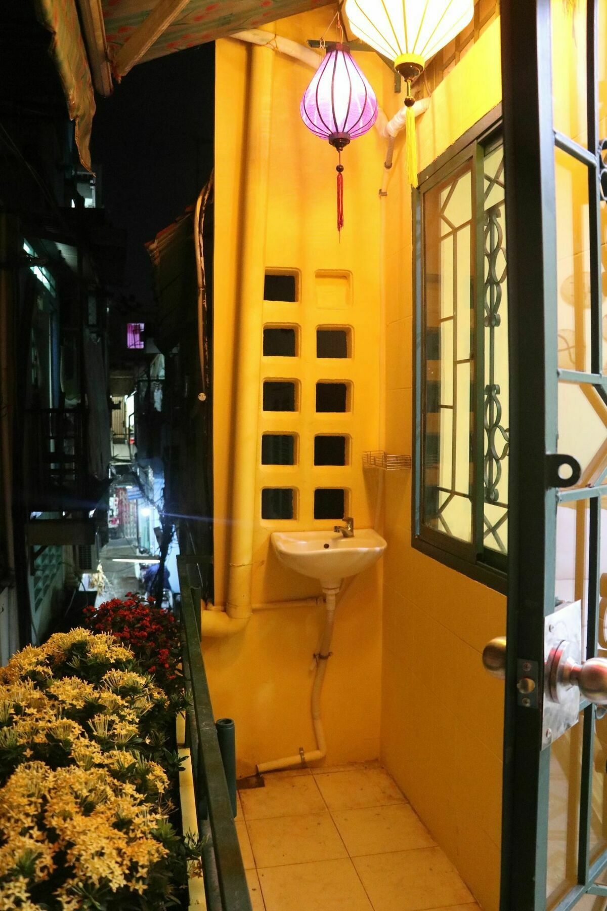 Saigon Old Town Homestay Хошимин Экстерьер фото